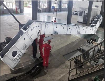 ISO は石炭のための 1 時間あたり 30 トンの完全に囲まれた大角側壁ベルト コンベヤー機械を認定しました